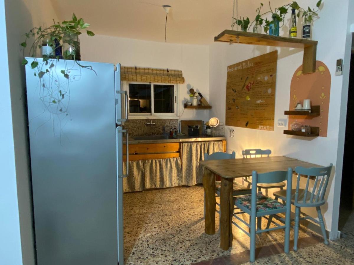 Hostel Juha's - Zarqa Bay *